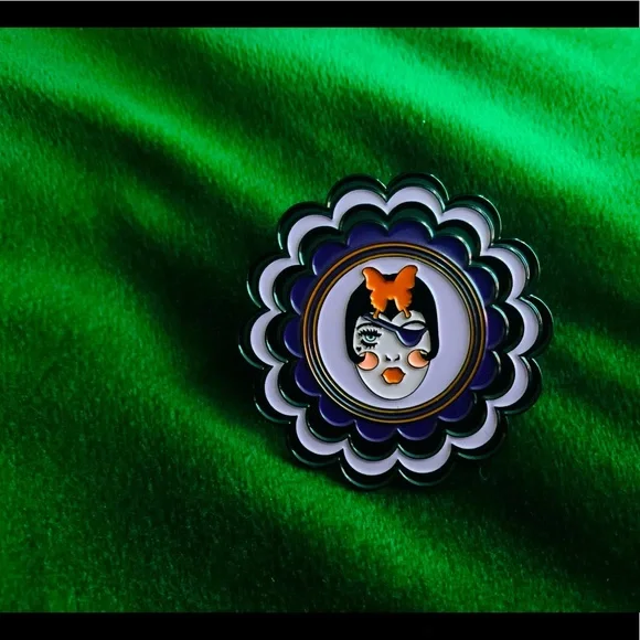 ❤️ 2” Enamel Pin ❤️ - Picture 1 of 2